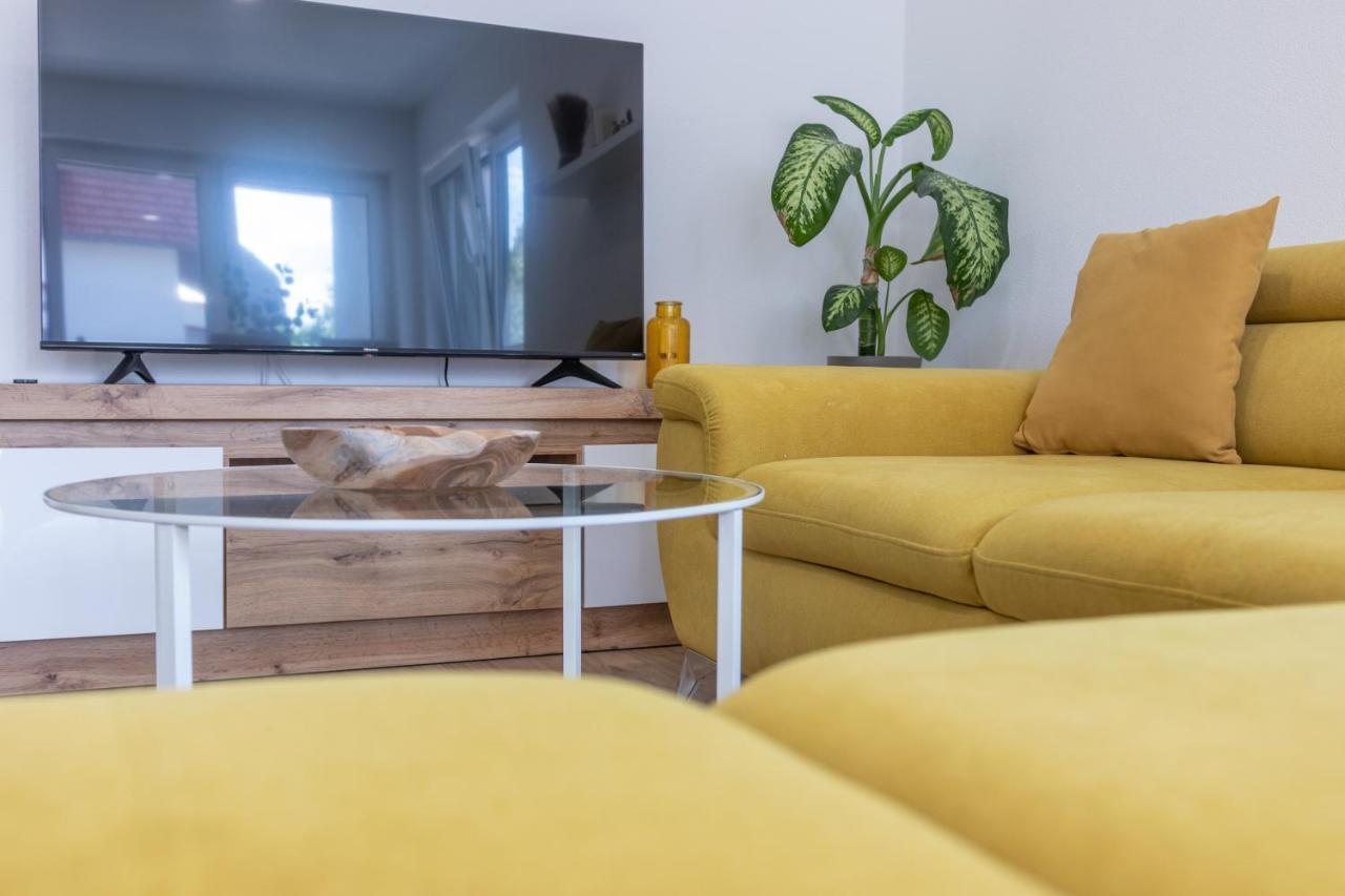 Unique: Zentrumsnahe 2 Zimmerwohnung In Villingen Mit Netflix 1 Og Extérieur photo