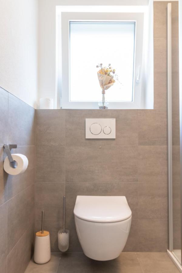 Unique: Zentrumsnahe 2 Zimmerwohnung In Villingen Mit Netflix 1 Og Extérieur photo